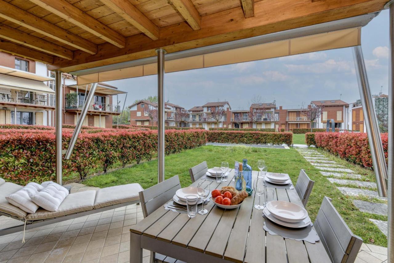 Borgo Gasparina Family Apartments กัสเตลนูโอโว เดล การ์ดา ภายนอก รูปภาพ